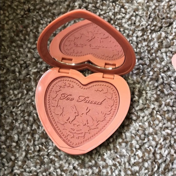 Too Faced Cosmetics Baby Love - Picture 1 of 3